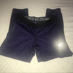 Nike Dri-Fit Cropped Leggings